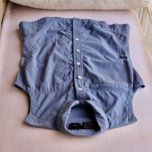 Mountain Hardware Sleeveless Button Down Top